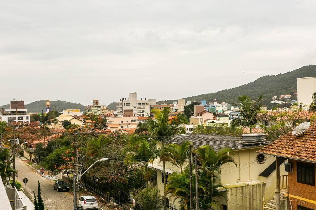 Apto Centro ボンビーニャス エクステリア 写真